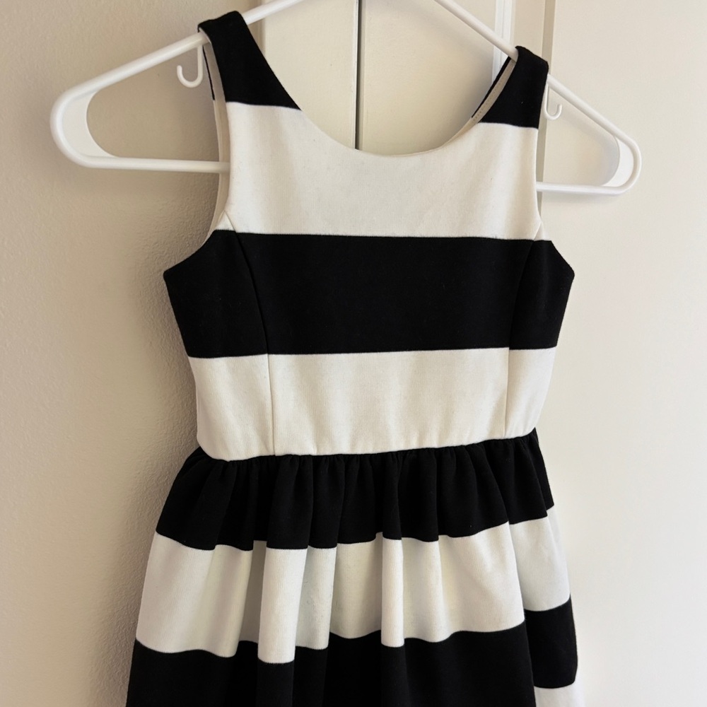 Polo Ralph Lauren Striped Fit n Flare Ponte Dress, Sleeveless Size 6 Black White - Picture 3 of 8